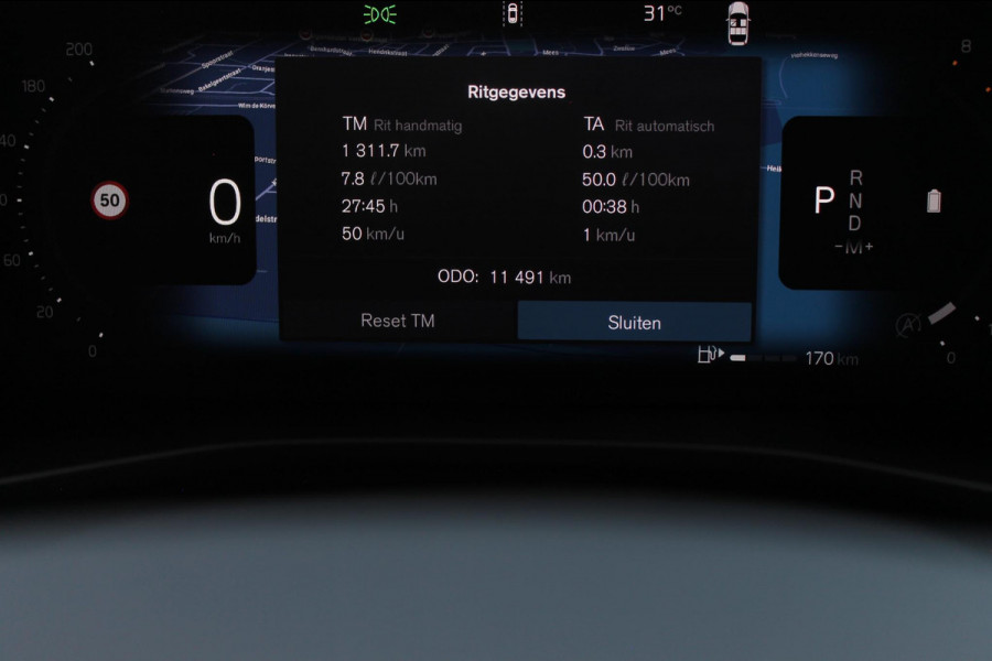 Volvo XC40 2.0 B3 Plus Black Edition Google Infotainment / Adaptieve cruise control / Elektrisch bedienbare voorstoelen met geheugen op de bestuurdersstoel / Stoelverwarming