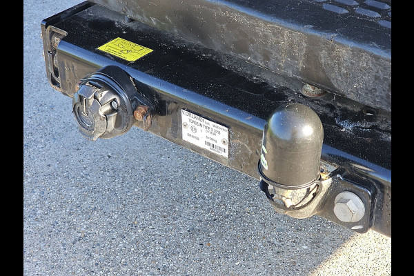 Iveco Daily 35C18HV 3.0 410 L4H2 Cruise control, Airco, Pdc, Navi, Camera, Led, Climatecontrol, Trekhaak
