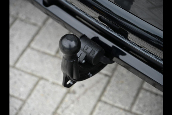 Audi Q8 E-Hybrid Quattro 360KW Competition Plus | Panoramadak | 5 Jr Garantie | Alcantara Hemelbekleding | Carbon Inleg | Stoelmassage + Ventilatie | Achterasbesturing | 360 Camera | B&O Sound | HUD | OLED | Soft Close | Ambiance Interieur |