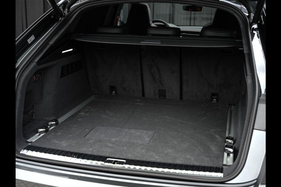 Audi Q8 E-Hybrid Quattro 360KW Competition Plus | Panoramadak | 5 Jr Garantie | Alcantara Hemelbekleding | Carbon Inleg | Stoelmassage + Ventilatie | Achterasbesturing | 360 Camera | B&O Sound | HUD | OLED | Soft Close | Ambiance Interieur |