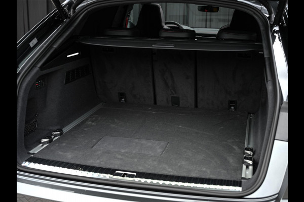 Audi Q8 E-Hybrid Quattro 360KW Competition Plus | Panoramadak | 5 Jr Garantie | Alcantara Hemelbekleding | Carbon Inleg | Stoelmassage + Ventilatie | Achterasbesturing | 360 Camera | B&O Sound | HUD | OLED | Soft Close | Ambiance Interieur |
