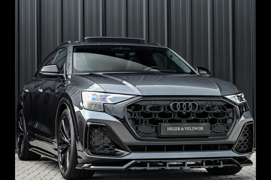 Audi Q8 E-Hybrid Quattro 360KW Competition Plus | Panoramadak | 5 Jr Garantie | Alcantara Hemelbekleding | Carbon Inleg | Stoelmassage + Ventilatie | Achterasbesturing | 360 Camera | B&O Sound | HUD | OLED | Soft Close | Ambiance Interieur |