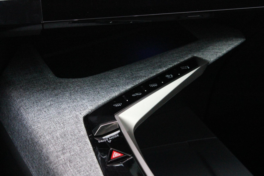 Peugeot 3008 1.2 Hybrid 145PK GT | ELEKTRISCH BEDIENBARE ACHTERKLEP | NAVIGATIE | DRAADLOZE APPLE CARPLAY/ANDROID AUTO | SFEER VERLICHTING | ACHTERUITRIJ CAMERA | PARKEERSENSOREN VOOR EN ACHTER | FULL LED KOPLAMPEN | KEYLESS ENTRY/START | ADAPTIVE CRUISE CONTROL | STOEL/STUUR VERWARMING | LICHTMETALEN VELGEN 19" | DAB+ RADIO |