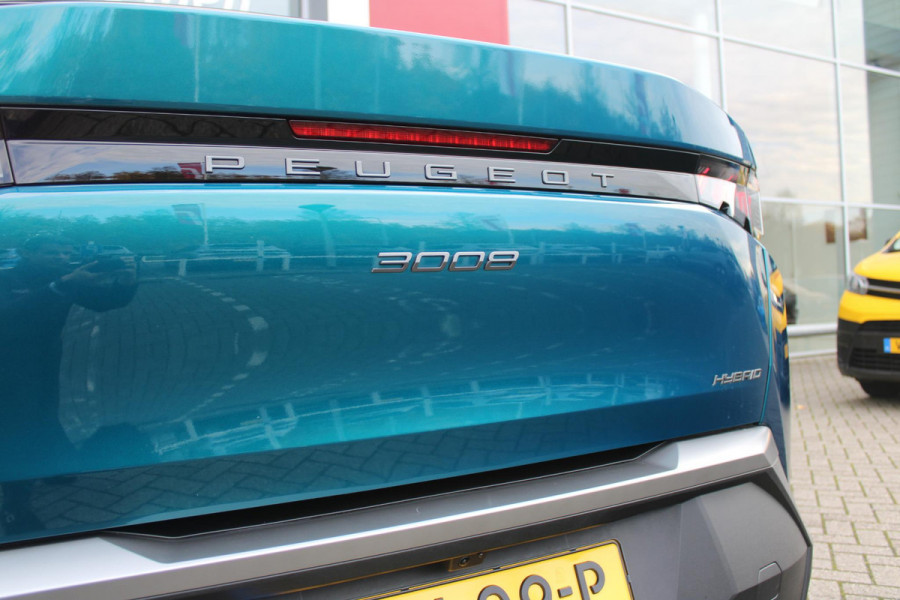 Peugeot 3008 1.2 Hybrid 145PK GT | ELEKTRISCH BEDIENBARE ACHTERKLEP | NAVIGATIE | DRAADLOZE APPLE CARPLAY/ANDROID AUTO | SFEER VERLICHTING | ACHTERUITRIJ CAMERA | PARKEERSENSOREN VOOR EN ACHTER | FULL LED KOPLAMPEN | KEYLESS ENTRY/START | ADAPTIVE CRUISE CONTROL | STOEL/STUUR VERWARMING | LICHTMETALEN VELGEN 19" | DAB+ RADIO |