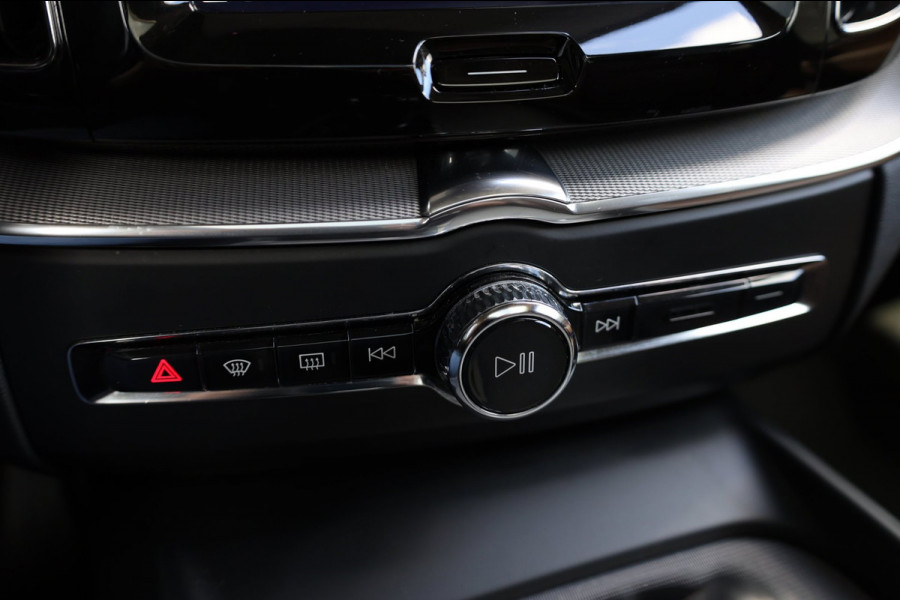 Volvo XC60 2.0 T5 Inscription LED/VIRTUAL/LEDER+S.VERKOELING+MEMORY/19" LMV/CAM/CRIUSE/ECC/12 MND GARANTIE!