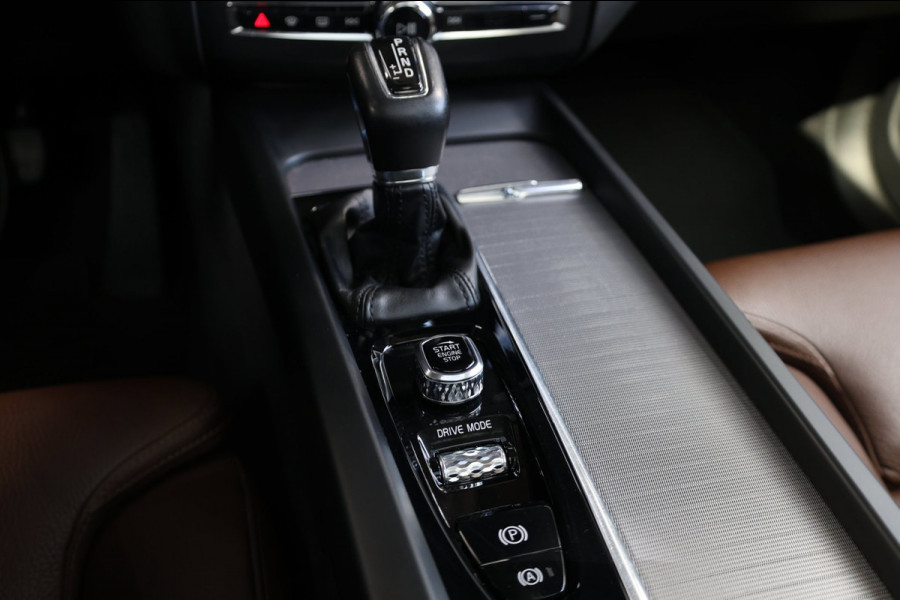 Volvo XC60 2.0 T5 Inscription LED/VIRTUAL/LEDER+S.VERKOELING+MEMORY/19" LMV/CAM/CRIUSE/ECC/12 MND GARANTIE!