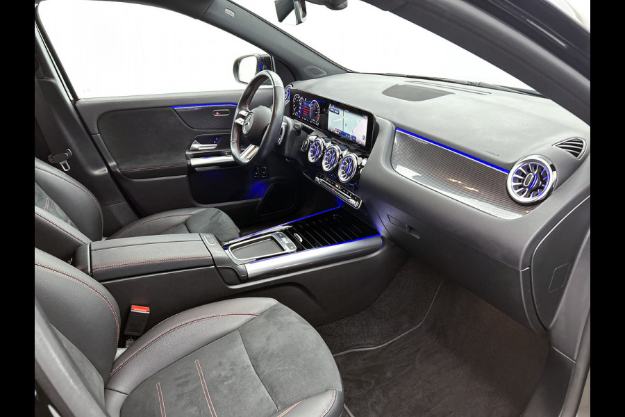Mercedes-Benz GLA 250 e AMG Line | AMG-LIne In en Exterieur | 360 Camera | Sfeerverlichting | Navigatie | Keyless entry|  Easy-pack | Inclusief 24 maanden MB Certified garantie voor Europa.
