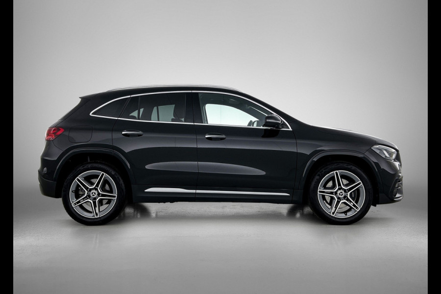 Mercedes-Benz GLA 250 e AMG Line | AMG-LIne In en Exterieur | 360 Camera | Sfeerverlichting | Navigatie | Keyless entry|  Easy-pack | Inclusief 24 maanden MB Certified garantie voor Europa.