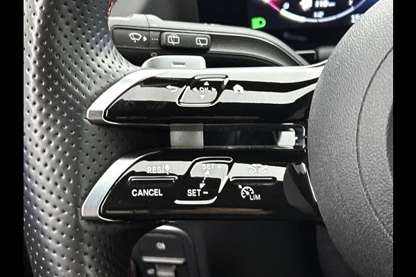 Mercedes-Benz GLA 250 e AMG Line | AMG-LIne In en Exterieur | 360 Camera | Sfeerverlichting | Navigatie | Keyless entry|  Easy-pack | Inclusief 24 maanden MB Certified garantie voor Europa.