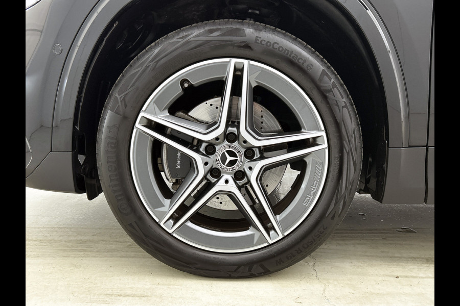 Mercedes-Benz GLA 250 e AMG Line | AMG-LIne In en Exterieur | 360 Camera | Sfeerverlichting | Navigatie | Keyless entry|  Easy-pack | Inclusief 24 maanden MB Certified garantie voor Europa.