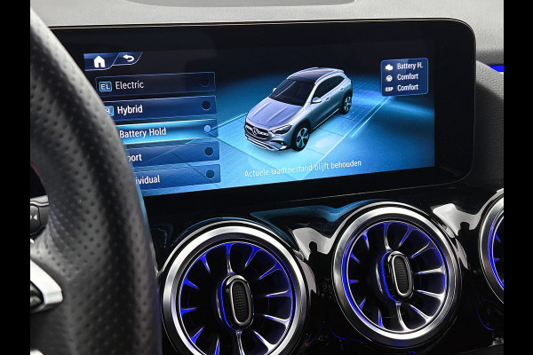 Mercedes-Benz GLA 250 e AMG Line | AMG-LIne In en Exterieur | 360 Camera | Sfeerverlichting | Navigatie | Keyless entry|  Easy-pack | Inclusief 24 maanden MB Certified garantie voor Europa.