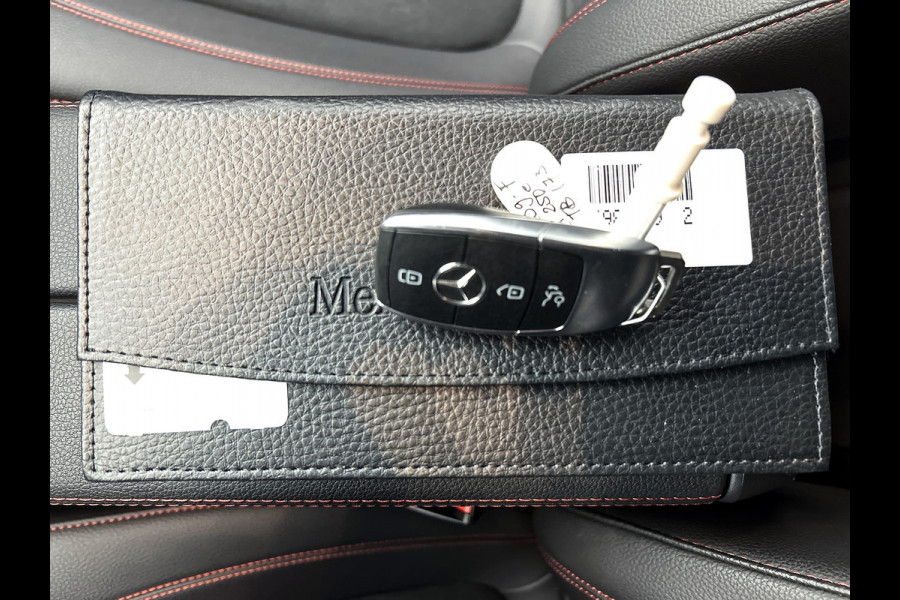 Mercedes-Benz GLA 250 e AMG Line | AMG-LIne In en Exterieur | 360 Camera | Sfeerverlichting | Navigatie | Keyless entry|  Easy-pack | Inclusief 24 maanden MB Certified garantie voor Europa.