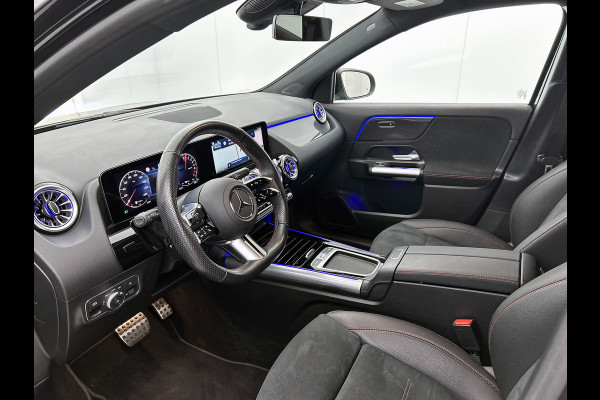 Mercedes-Benz GLA 250 e AMG Line | AMG-LIne In en Exterieur | 360 Camera | Sfeerverlichting | Navigatie | Keyless entry|  Easy-pack | Inclusief 24 maanden MB Certified garantie voor Europa.