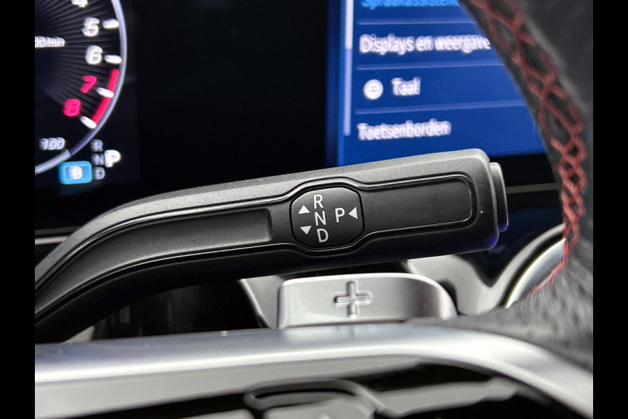 Mercedes-Benz GLA 250 e AMG Line | AMG-LIne In en Exterieur | 360 Camera | Sfeerverlichting | Navigatie | Keyless entry|  Easy-pack | Inclusief 24 maanden MB Certified garantie voor Europa.