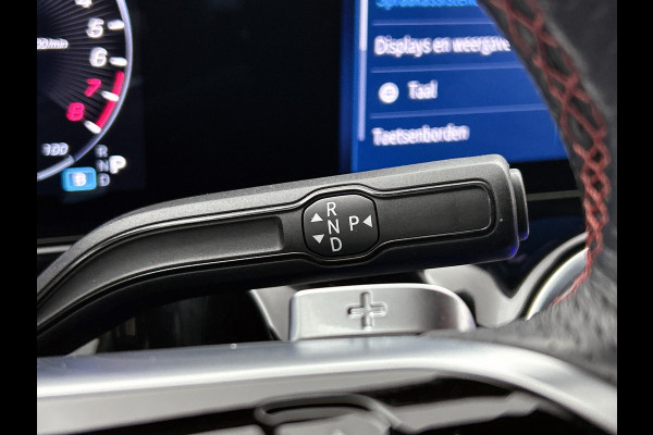 Mercedes-Benz GLA 250 e AMG Line | AMG-LIne In en Exterieur | 360 Camera | Sfeerverlichting | Navigatie | Keyless entry|  Easy-pack | Inclusief 24 maanden MB Certified garantie voor Europa.