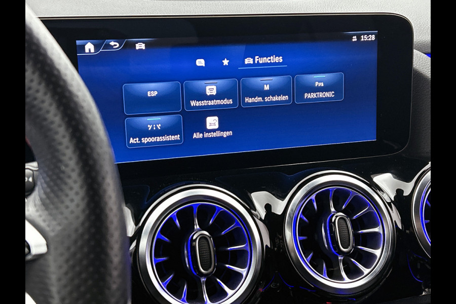 Mercedes-Benz GLA 250 e AMG Line | AMG-LIne In en Exterieur | 360 Camera | Sfeerverlichting | Navigatie | Keyless entry|  Easy-pack | Inclusief 24 maanden MB Certified garantie voor Europa.