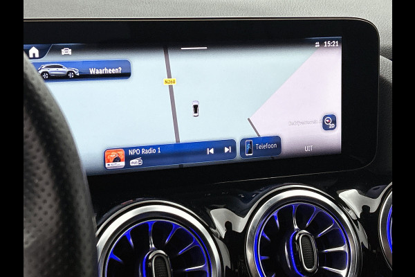 Mercedes-Benz GLA 250 e AMG Line | AMG-LIne In en Exterieur | 360 Camera | Sfeerverlichting | Navigatie | Keyless entry|  Easy-pack | Inclusief 24 maanden MB Certified garantie voor Europa.