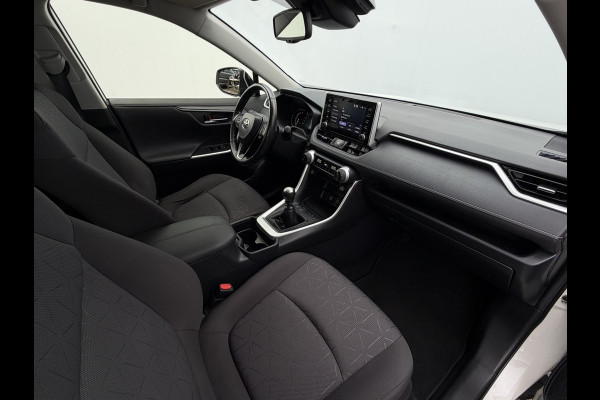 Toyota RAV4 2.0 VVT-iE Business Trekhaak (2000 kg) Adapt.Cruise Carplay Camera Voll.Dealer Onderhouden!