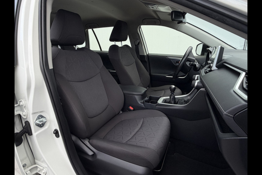 Toyota RAV4 2.0 VVT-iE Business Trekhaak (2000 kg) Adapt.Cruise Carplay Camera Voll.Dealer Onderhouden!