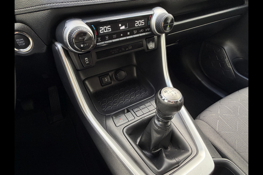 Toyota RAV4 2.0 VVT-iE Business Trekhaak (2000 kg) Adapt.Cruise Carplay Camera Voll.Dealer Onderhouden!