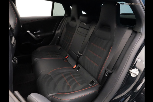 Mercedes-Benz CLA-Klasse Shooting Brake 180 Business Solution AMG (APPLE CARPLAY,PANORAMADAK,STOELVERWARMING,SFEERVERLICHTING,LED)