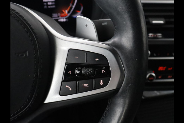 BMW X4 xDrive20i Business Edition | M-sport | Panoramadak | Leder | Memory | Stuur/stoel verwarming | Cruise control | Camera | Park assist | Carplay | Sfeerverlichting | Climate control
