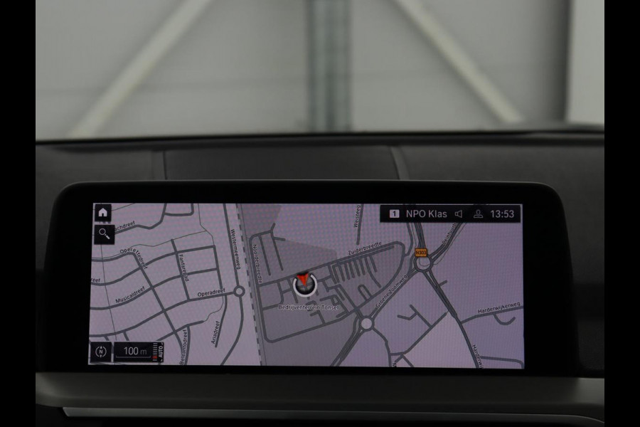 BMW X4 xDrive20i Business Edition | M-sport | Panoramadak | Leder | Memory | Stuur/stoel verwarming | Cruise control | Camera | Park assist | Carplay | Sfeerverlichting | Climate control