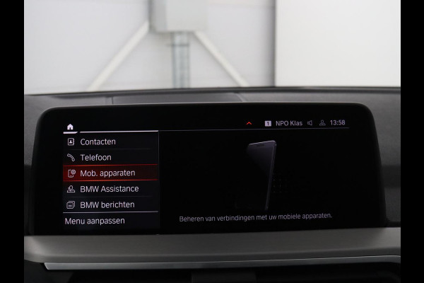 BMW X4 xDrive20i Business Edition | M-sport | Panoramadak | Leder | Memory | Stuur/stoel verwarming | Cruise control | Camera | Park assist | Carplay | Sfeerverlichting | Climate control