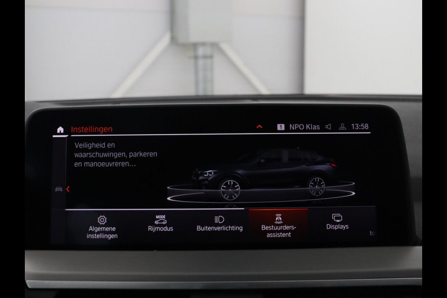 BMW X4 xDrive20i Business Edition | M-sport | Panoramadak | Leder | Memory | Stuur/stoel verwarming | Cruise control | Camera | Park assist | Carplay | Sfeerverlichting | Climate control