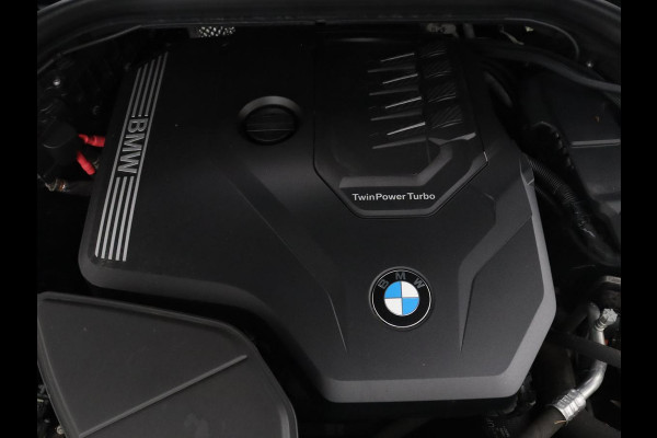 BMW X4 xDrive20i Business Edition | M-sport | Panoramadak | Leder | Memory | Stuur/stoel verwarming | Cruise control | Camera | Park assist | Carplay | Sfeerverlichting | Climate control