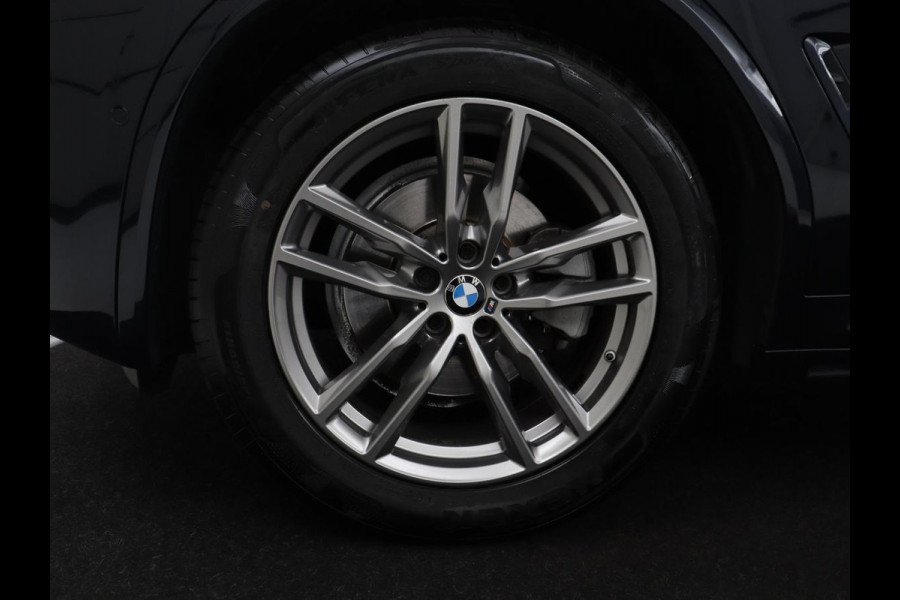 BMW X4 xDrive20i Business Edition | M-sport | Panoramadak | Leder | Memory | Stuur/stoel verwarming | Cruise control | Camera | Park assist | Carplay | Sfeerverlichting | Climate control