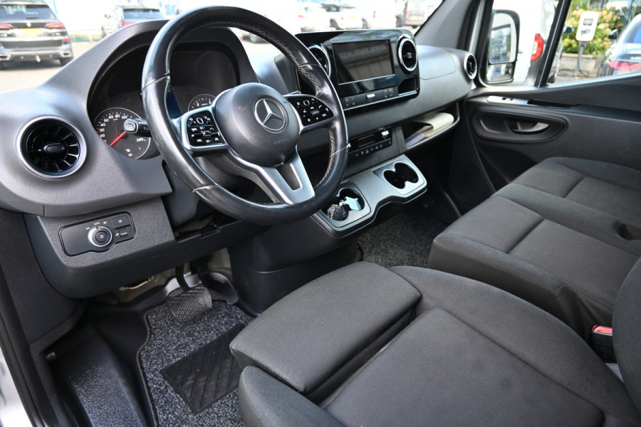 Mercedes-Benz Sprinter 319 CDI L2H1 3500 KG trekhaak, LED, Distronic