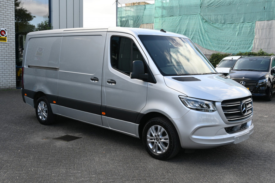 Mercedes-Benz Sprinter 319 CDI L2H1 3500 KG trekhaak, LED, Distronic