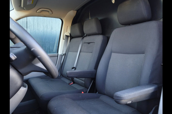 Volkswagen Transporter 2.0TDI L2H1 SPORT EDITION 150PK PDC