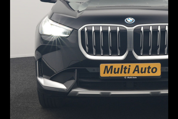 BMW X1 xDrive30e X Line PHEV 326pk Dealer O.H. | Trekhaak Af Fabriek | Panodak | Camera | Harman / Kardon | Lederen Voorstoelen Memory & Verwarmd | Sfeerverlichting | Apple Carplay | Navigatie | DAB | Cruise Control | Plug In Hybrid |