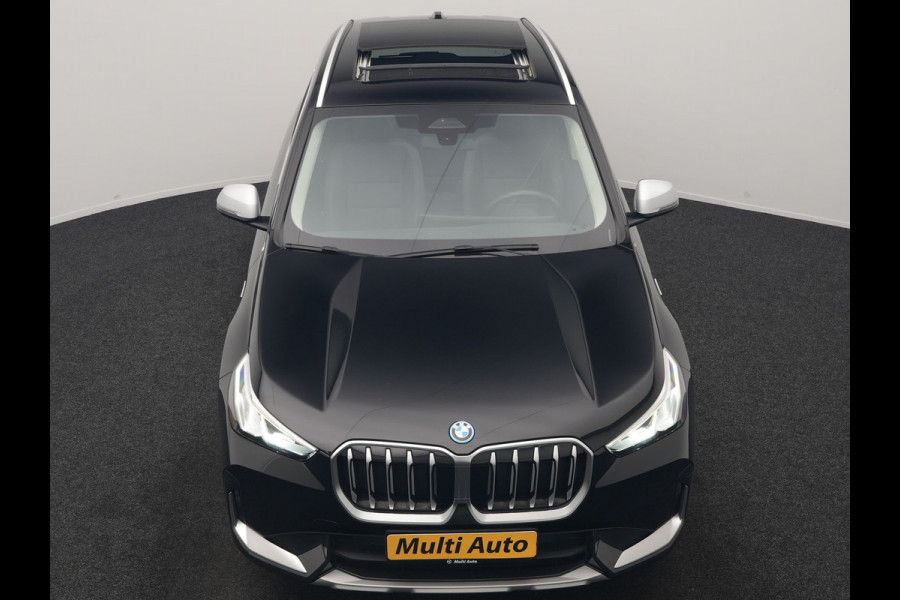 BMW X1 xDrive30e X Line PHEV 326pk Dealer O.H. | Trekhaak Af Fabriek | Panodak | Camera | Harman / Kardon | Lederen Voorstoelen Memory & Verwarmd | Sfeerverlichting | Apple Carplay | Navigatie | DAB | Cruise Control | Plug In Hybrid |