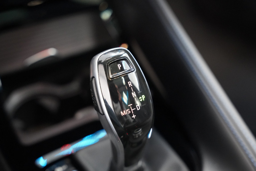 BMW X1 sDrive20i High Executive Panoramadak M-Sport Trekhaak