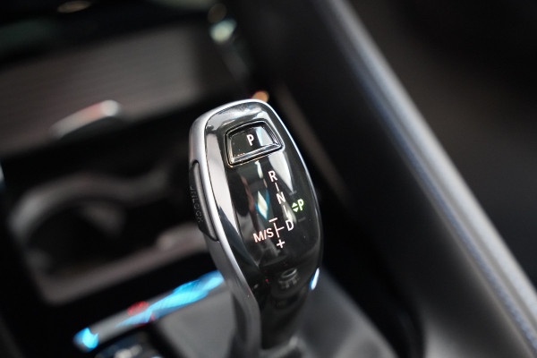 BMW X1 sDrive20i High Executive Panoramadak M-Sport Trekhaak