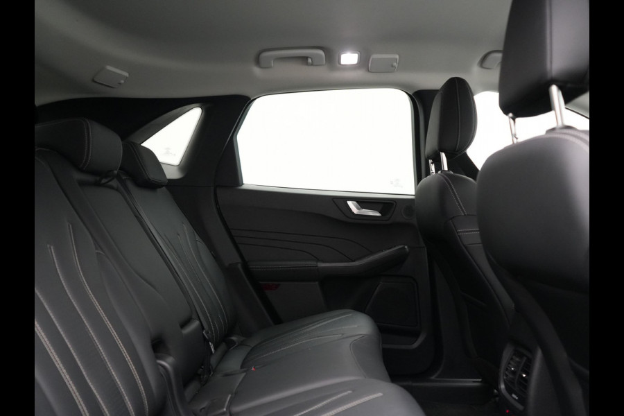 Ford Kuga 2.5 PHEV Vignale 225pk Dealer O.H. | Trekhaak Af Fabriek | Adaptive Cruise | 360 Camera | Head Up | Bang & Olufsen | Lederen Sportstoelen Memory & Verwarmd | Keyless | BLIS | Stuur Verwarmd | Apple Carplay | Navigatie | DAB |  Plug In Hybrid |