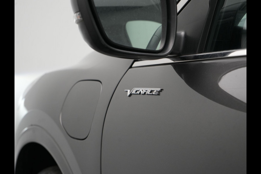 Ford Kuga 2.5 PHEV Vignale 225pk Dealer O.H. | Trekhaak Af Fabriek | Adaptive Cruise | 360 Camera | Head Up | Bang & Olufsen | Lederen Sportstoelen Memory & Verwarmd | Keyless | BLIS | Stuur Verwarmd | Apple Carplay | Navigatie | DAB |  Plug In Hybrid |