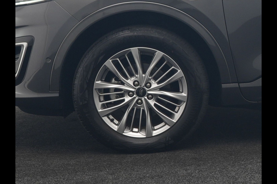 Ford Kuga 2.5 PHEV Vignale 225pk Dealer O.H. | Trekhaak Af Fabriek | Adaptive Cruise | 360 Camera | Head Up | Bang & Olufsen | Lederen Sportstoelen Memory & Verwarmd | Keyless | BLIS | Stuur Verwarmd | Apple Carplay | Navigatie | DAB |  Plug In Hybrid |