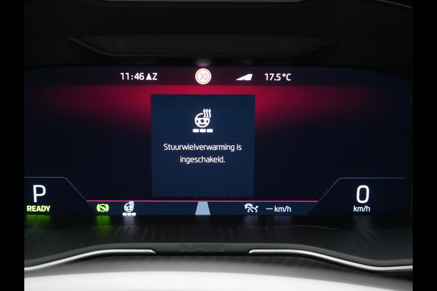 Škoda Superb Combi 1.4 TSI iV Sportline Business PHEV 218pk Dealer O.H. | Trekhaak Af Fabriek | Panodak | Adaptive Cruise | 360 Camera | Alcantara Sportstoelen Memory & Verwarmd | Stuur Verwarmd | Blis | Keyless | Crystal LED | Sfeerverlichting | Apple Carplay |  Plug In Hybrid |
