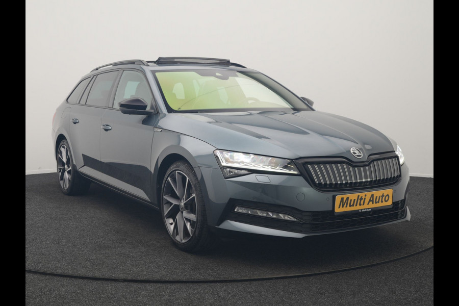 Škoda Superb Combi 1.4 TSI iV Sportline Business PHEV 218pk Dealer O.H. | Trekhaak Af Fabriek | Panodak | Adaptive Cruise | 360 Camera | Alcantara Sportstoelen Memory & Verwarmd | Stuur Verwarmd | Blis | Keyless | Crystal LED | Sfeerverlichting | Apple Carplay |  Plug In Hybrid |