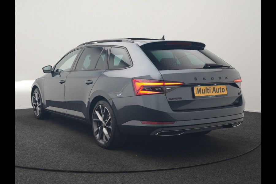 Škoda Superb Combi 1.4 TSI iV Sportline Business PHEV 218pk Dealer O.H. | Trekhaak Af Fabriek | Panodak | Adaptive Cruise | 360 Camera | Alcantara Sportstoelen Memory & Verwarmd | Stuur Verwarmd | Blis | Keyless | Crystal LED | Sfeerverlichting | Apple Carplay |  Plug In Hybrid |