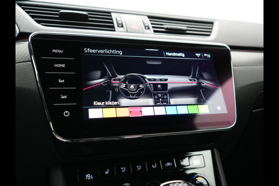 Škoda Superb Combi 1.4 TSI iV Sportline Business PHEV 218pk Dealer O.H. | Trekhaak Af Fabriek | Panodak | Adaptive Cruise | 360 Camera | Alcantara Sportstoelen Memory & Verwarmd | Stuur Verwarmd | Blis | Keyless | Crystal LED | Sfeerverlichting | Apple Carplay |  Plug In Hybrid |