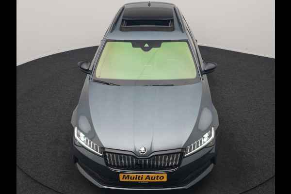 Škoda Superb Combi 1.4 TSI iV Sportline Business PHEV 218pk Dealer O.H. | Trekhaak Af Fabriek | Panodak | Adaptive Cruise | 360 Camera | Alcantara Sportstoelen Memory & Verwarmd | Stuur Verwarmd | Blis | Keyless | Crystal LED | Sfeerverlichting | Apple Carplay |  Plug In Hybrid |