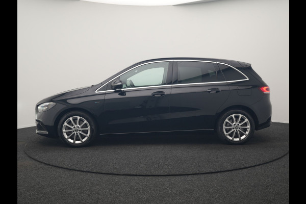Mercedes-Benz B-Klasse 250 e Advantage PHEV 218pk Dealer O.H. | Trekhaak Af Fabriek | Adaptive Cruise | Head Up | Burmester Audio | Camera | Lederen Sportstoelen Memory & Verwarmd | BLIS | Apple Carplay | Widescreen Navi | DAB | Plug In Hybrid |