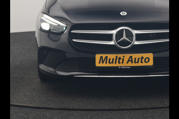 Mercedes-Benz B-Klasse 250 e Advantage PHEV 218pk Dealer O.H. | Trekhaak Af Fabriek | Adaptive Cruise | Head Up | Burmester Audio | Camera | Lederen Sportstoelen Memory & Verwarmd | BLIS | Apple Carplay | Widescreen Navi | DAB | Plug In Hybrid |