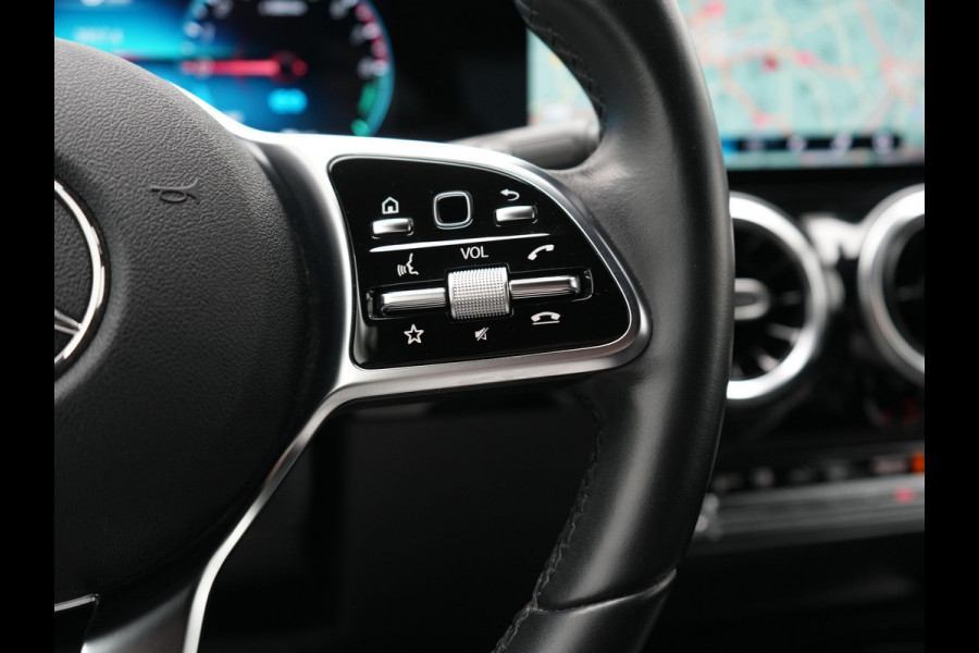Mercedes-Benz B-Klasse 250 e Advantage PHEV 218pk Dealer O.H. | Trekhaak Af Fabriek | Adaptive Cruise | Head Up | Burmester Audio | Camera | Lederen Sportstoelen Memory & Verwarmd | BLIS | Apple Carplay | Widescreen Navi | DAB | Plug In Hybrid |