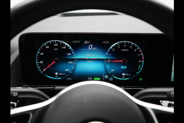 Mercedes-Benz B-Klasse 250 e Advantage PHEV 218pk Dealer O.H. | Trekhaak Af Fabriek | Adaptive Cruise | Head Up | Burmester Audio | Camera | Lederen Sportstoelen Memory & Verwarmd | BLIS | Apple Carplay | Widescreen Navi | DAB | Plug In Hybrid |